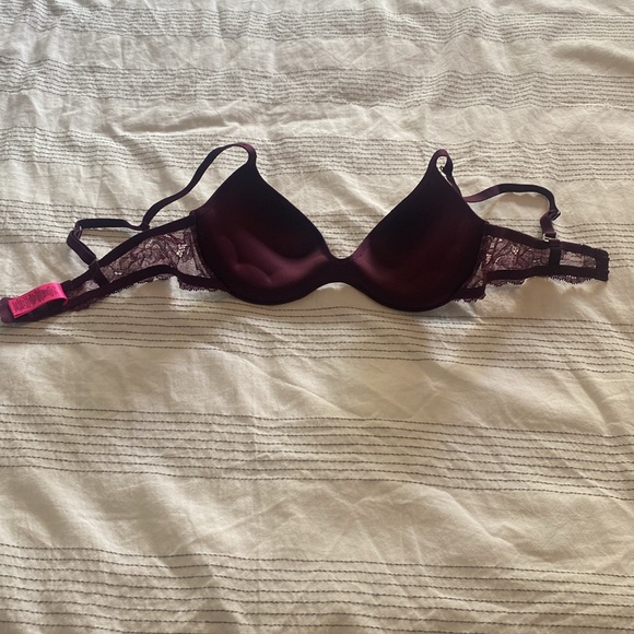 La SENZA body kiss purple bra. Size 32B. - Picture 6 of 6